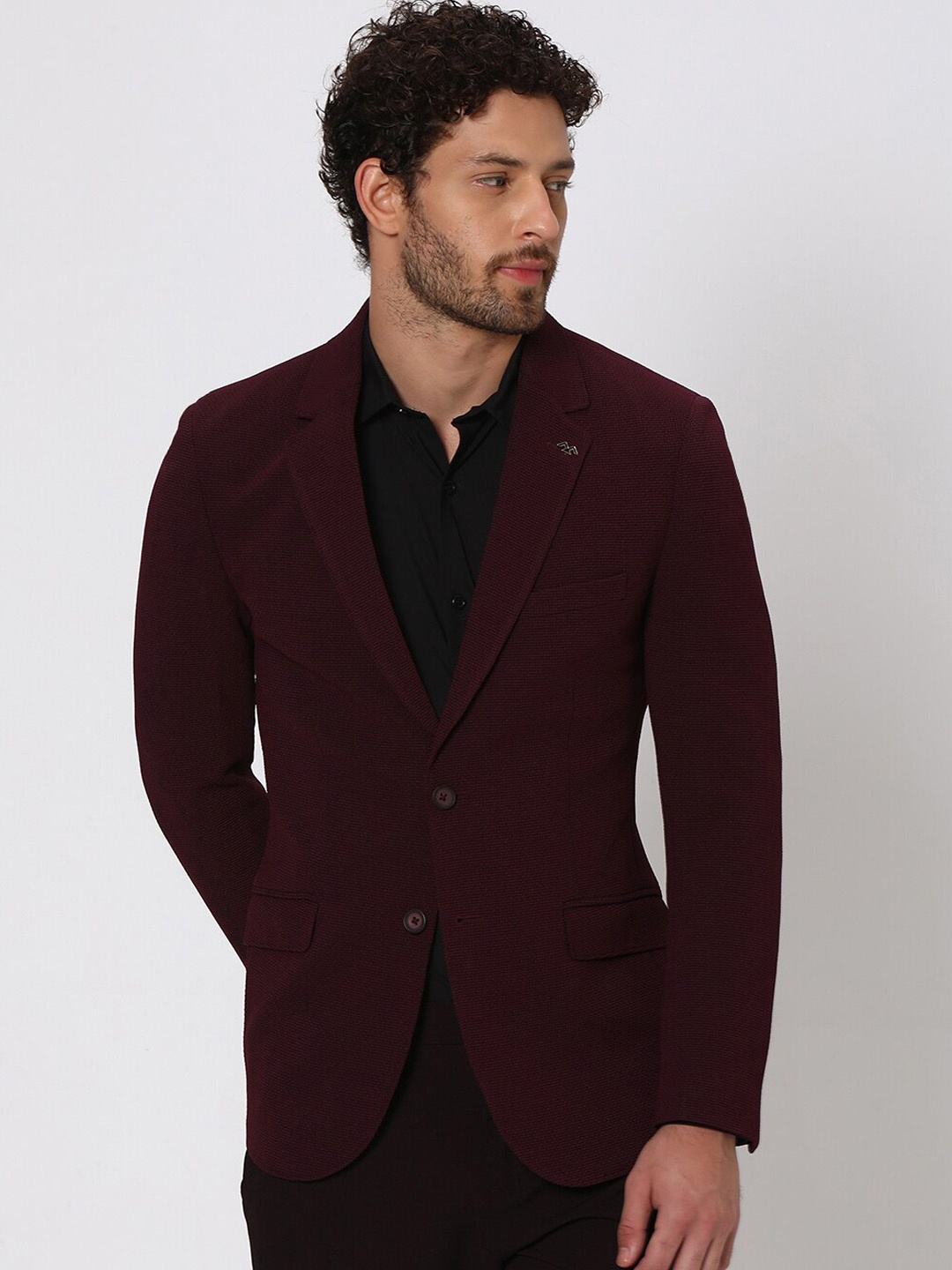 

Mufti Notched Lapel Slim Fit Single Breasted Blazers, Maroon