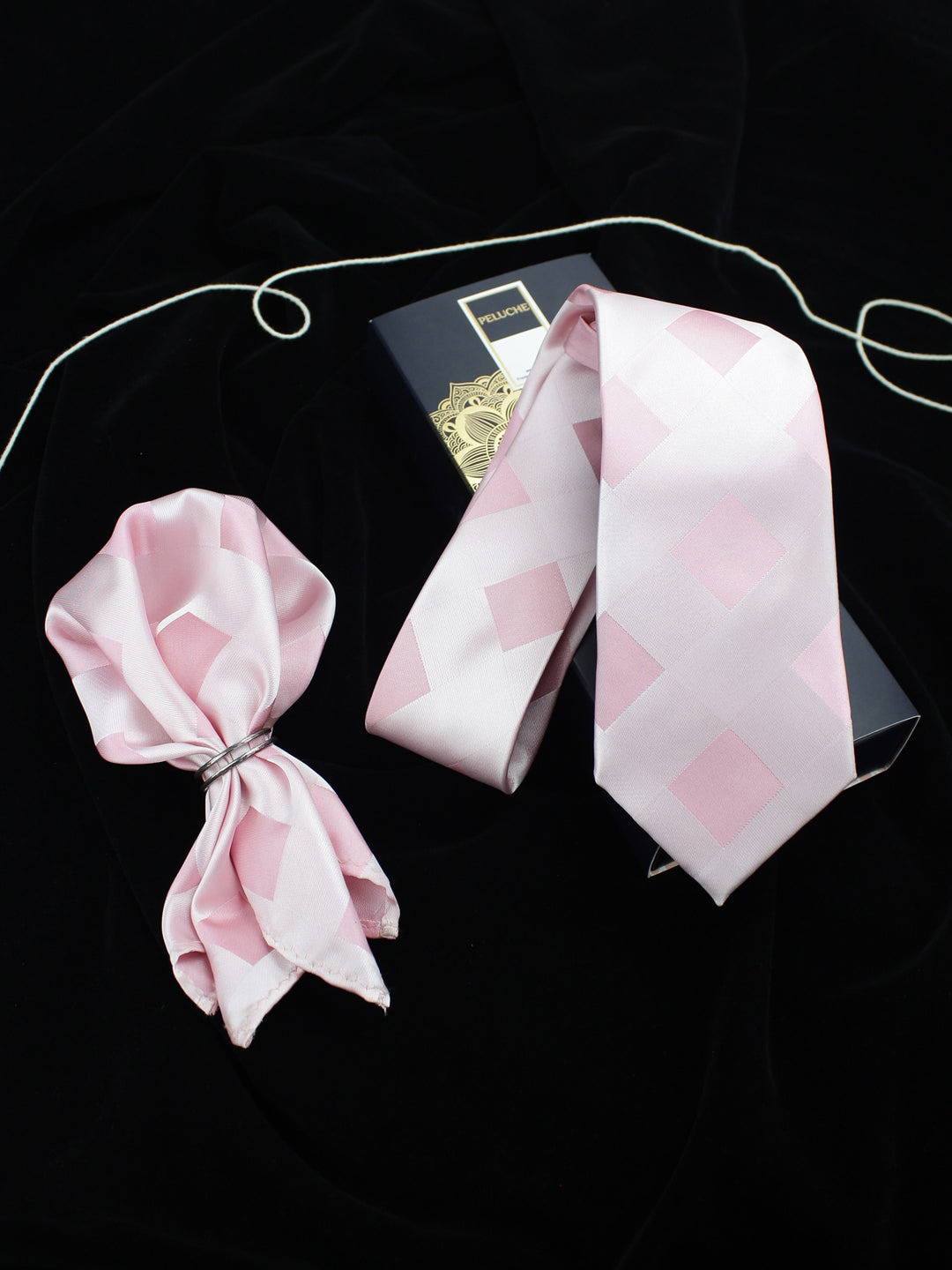 

Peluche Men Neck Tie & Pocket Square Set, Pink
