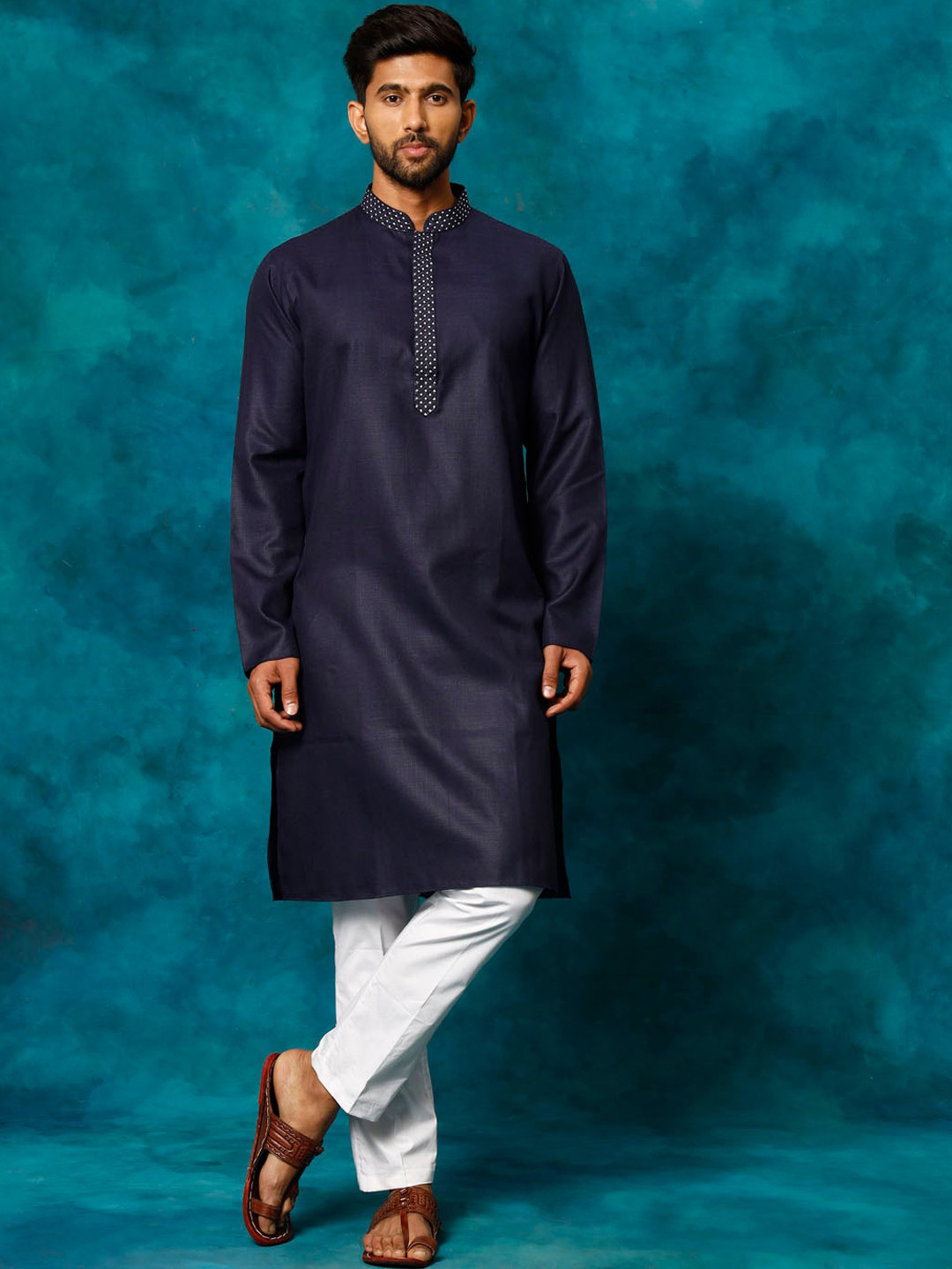 

VASTRAMAY Yoke Design Kurta with Trousers, Navy blue