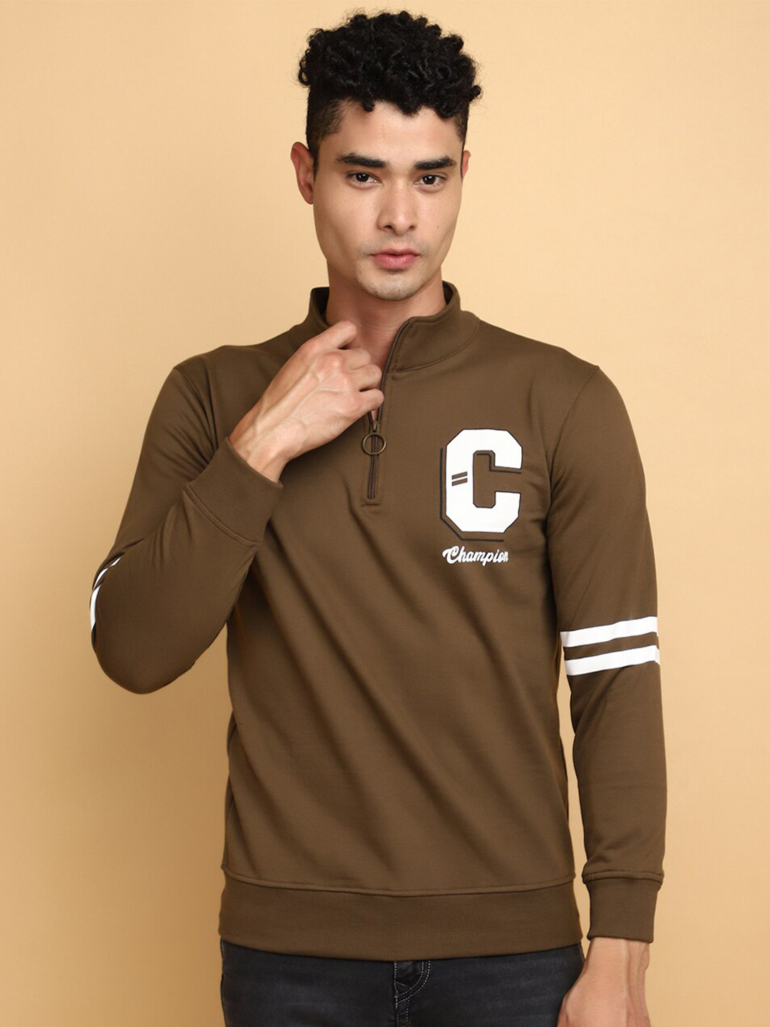 

V-Mart Mock Collar Typography Printed Sweatshirt, Brown