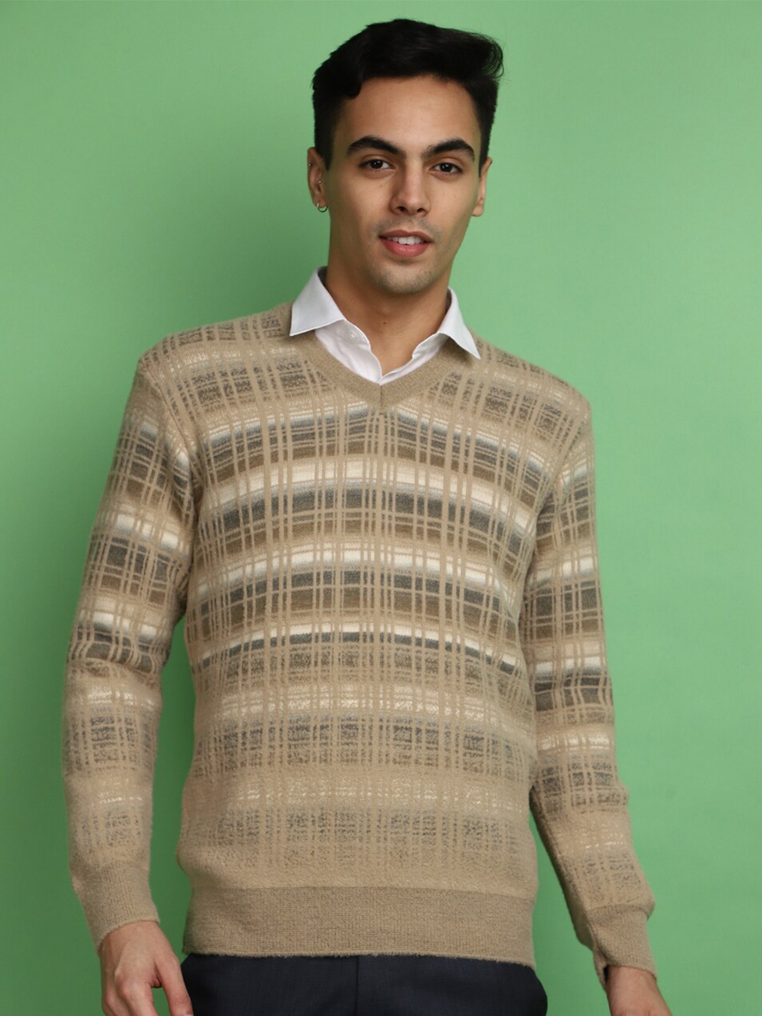 

V-Mart Checked V-Neck Cotton Pullover, Brown