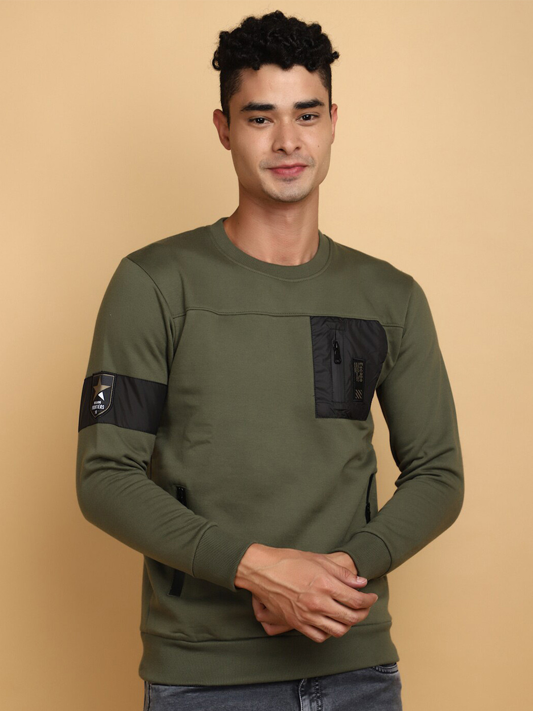 

V-Mart Cotton Fleece Round Neck Pullover, Green