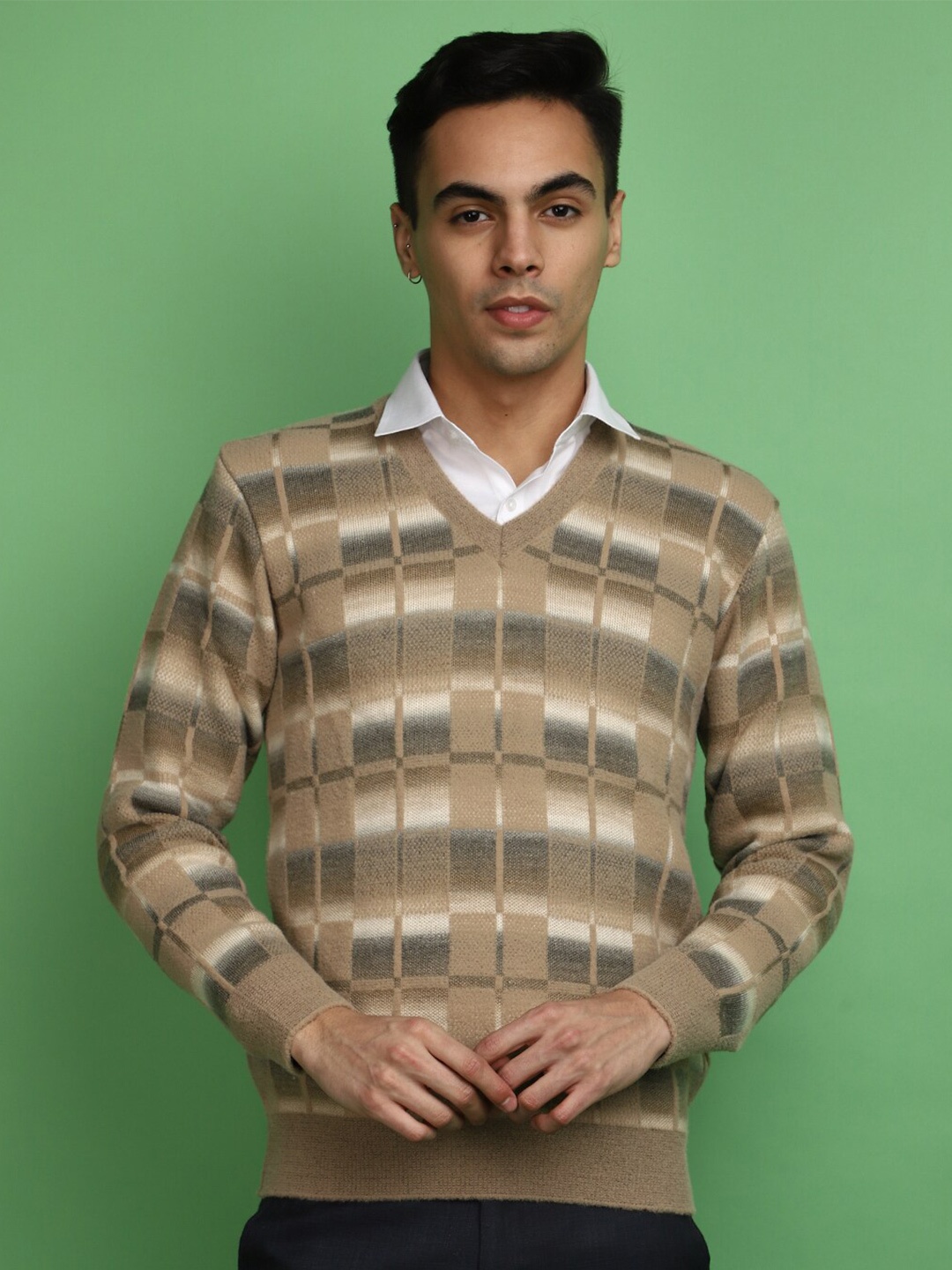 

V-Mart Checked V-Neck Cotton Pullover, Brown