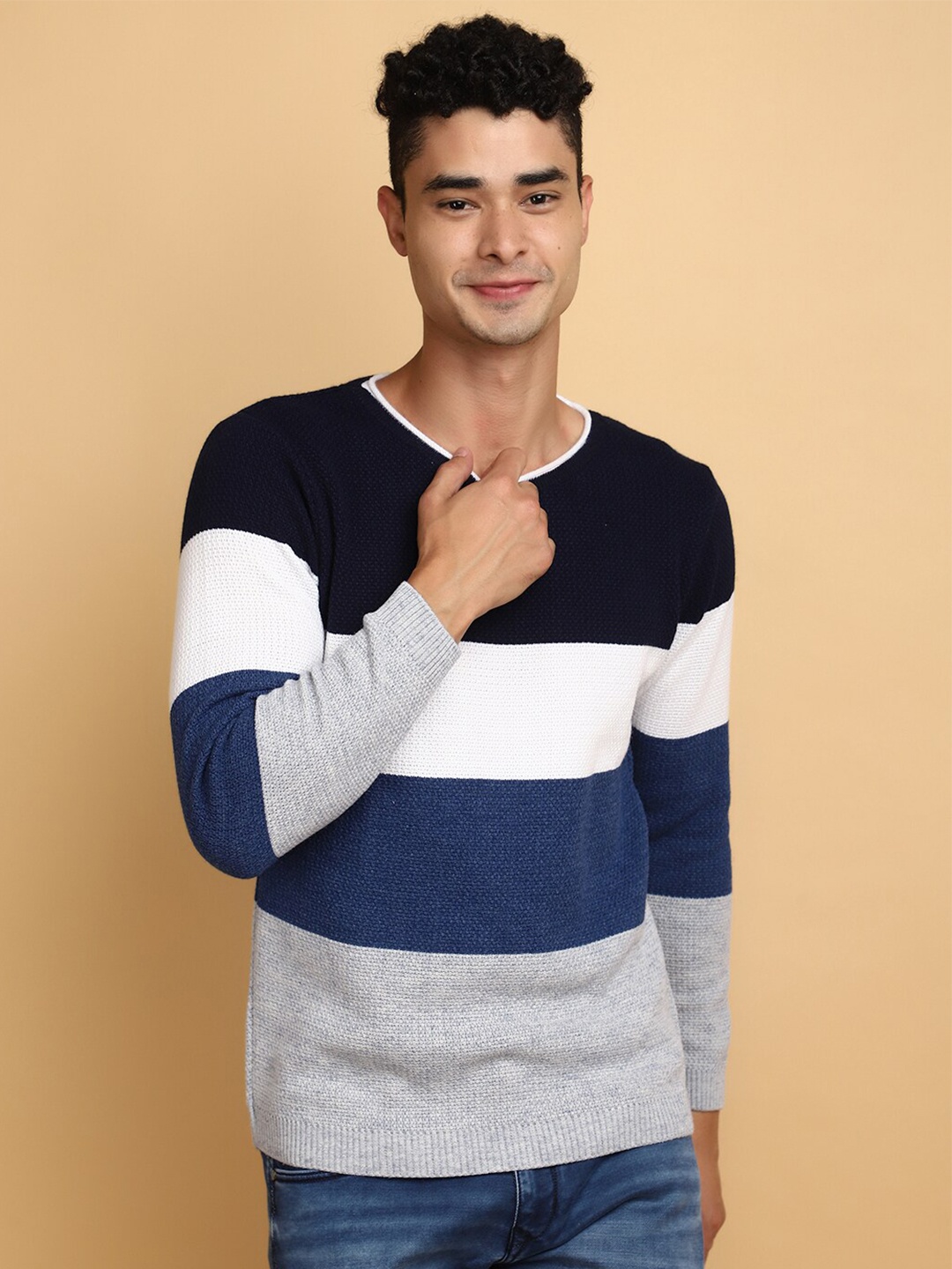 

V-Mart Colourblocked Cotton Pullover Sweatshirt, Blue