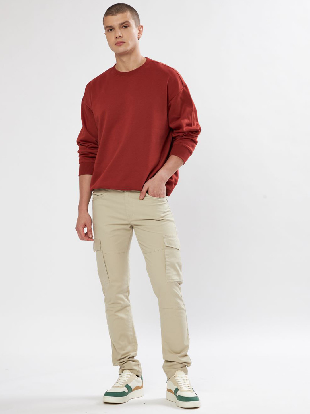 

UNITED DENIM Men Relaxed Fit Cargo Trousers, Beige