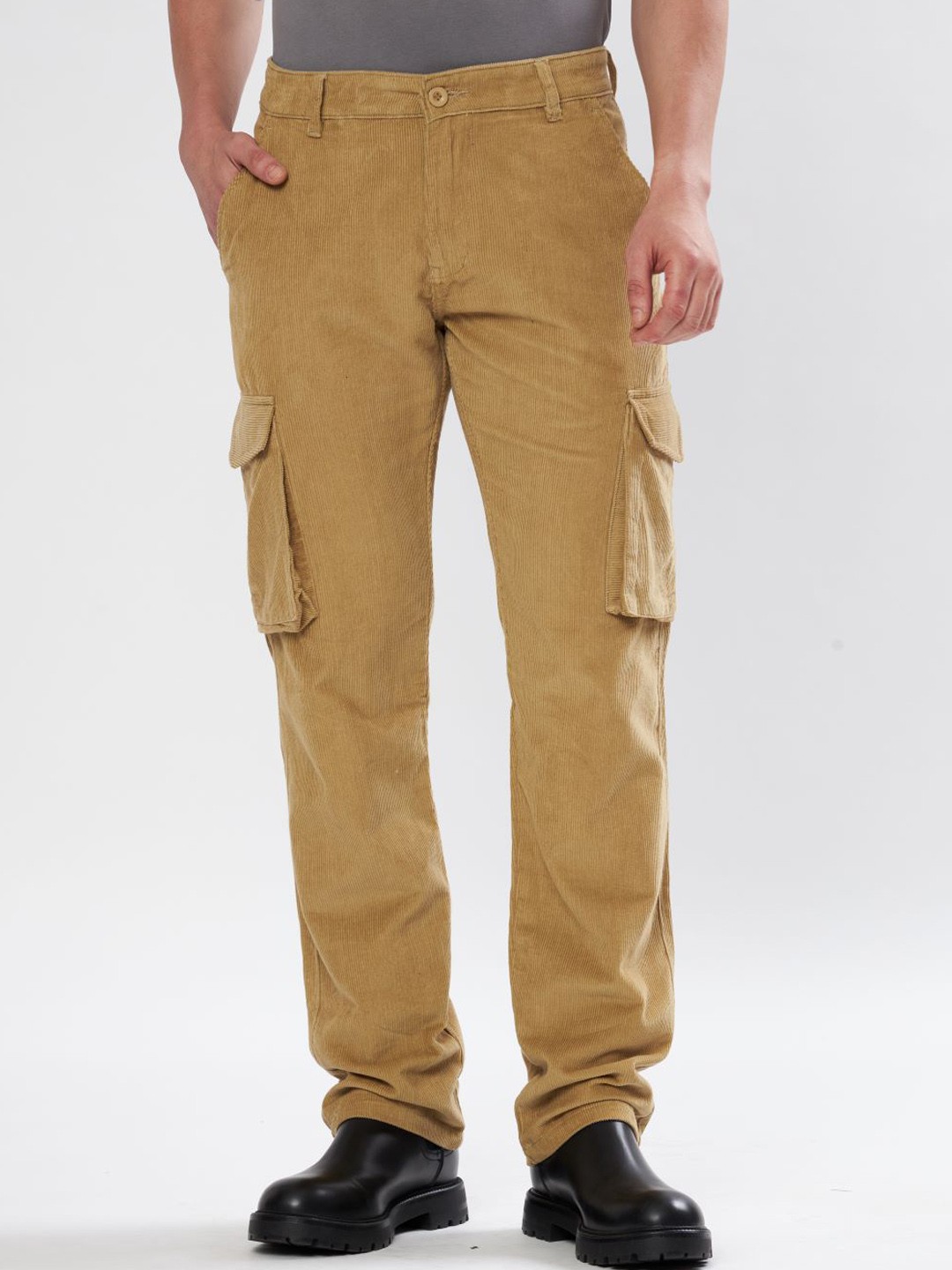 

UNITED DENIM Men Relaxed Fit Cargo Trousers, Brown