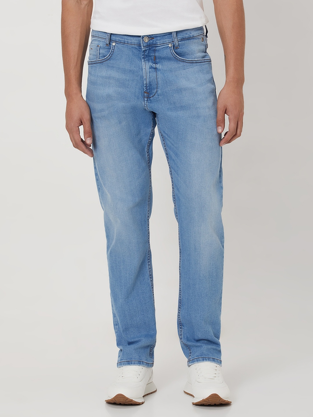 

Mufti Men Straight Fit Mid-Rise Heavy Fade Clean Look Stretchable Jeans, Blue