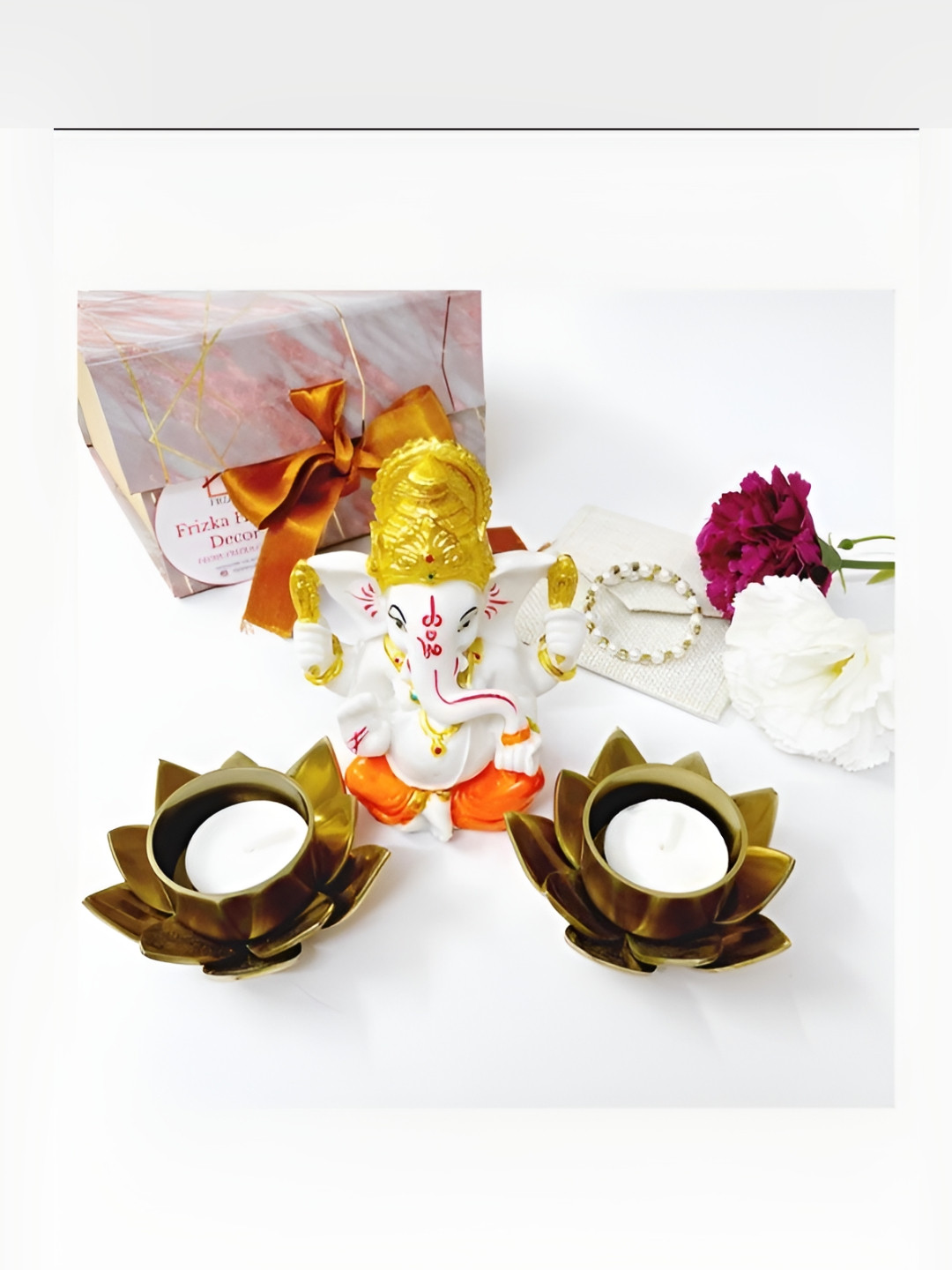 

Frizka Red & White Spiritual Gift Set