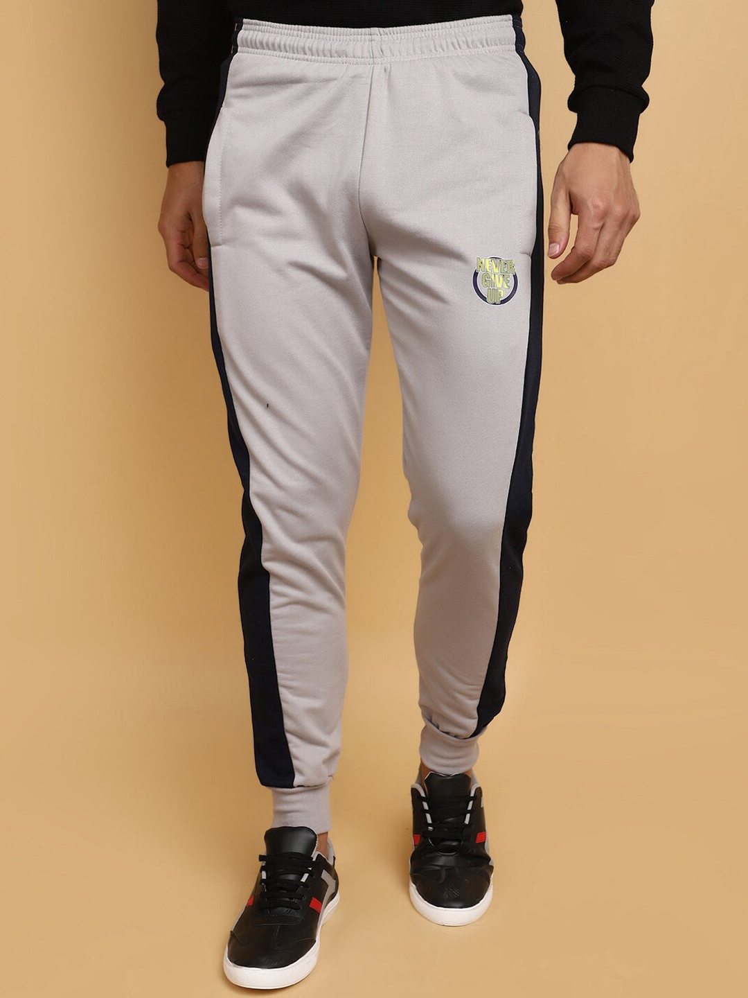 

V-Mart Men Mid-Rise Joggers, Grey