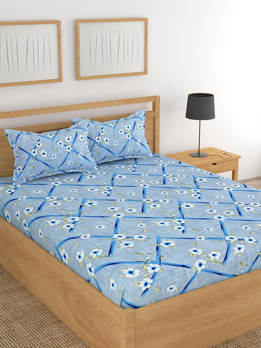 

Lali Prints Blue Floral Printed Cotton 180 TC King Bedsheet with 2 Pillow Covers