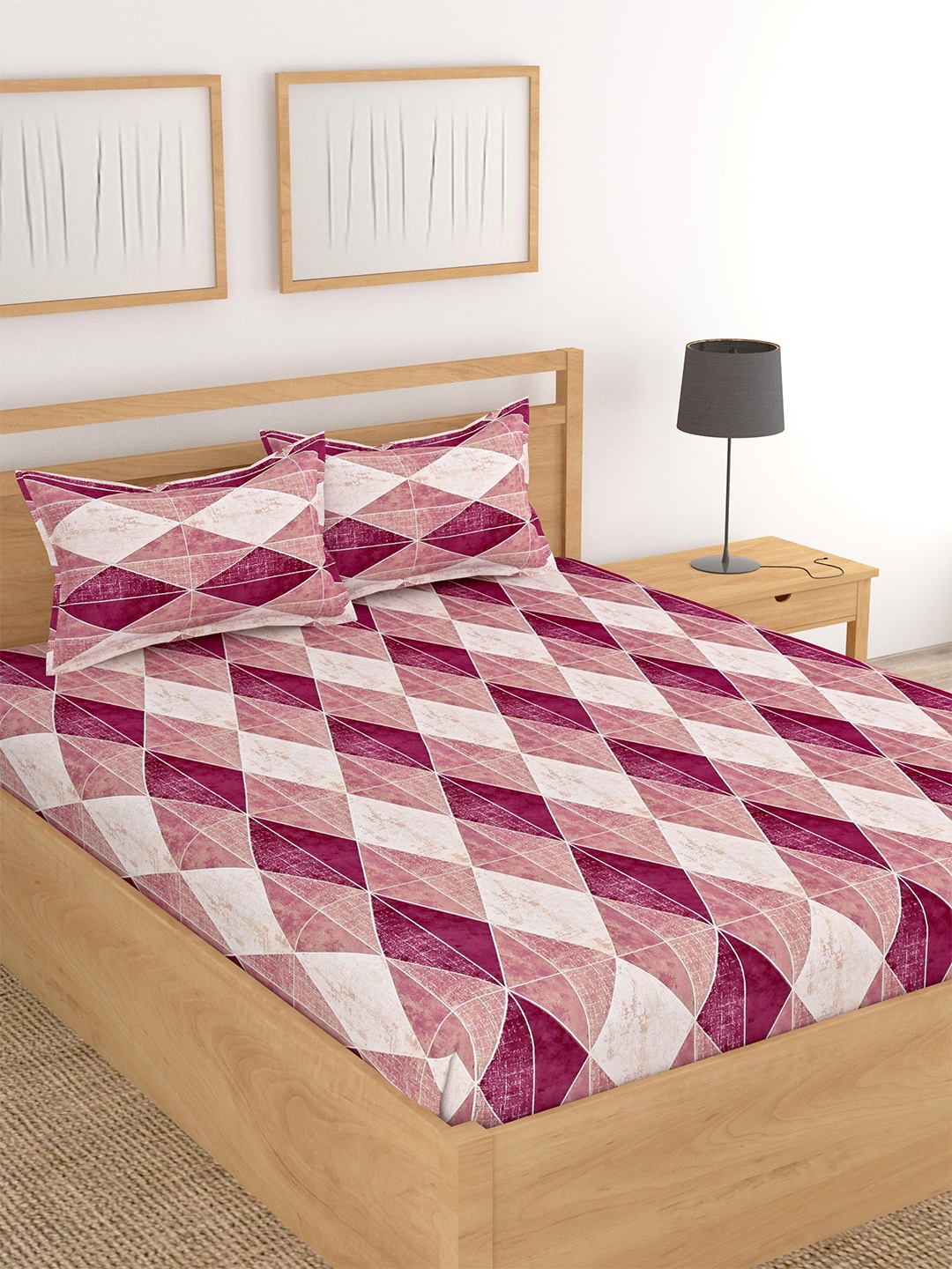 

Lali Prints Pink & Cream Geometric Cotton 180 TC King Bedsheet with 2 Pillow Covers