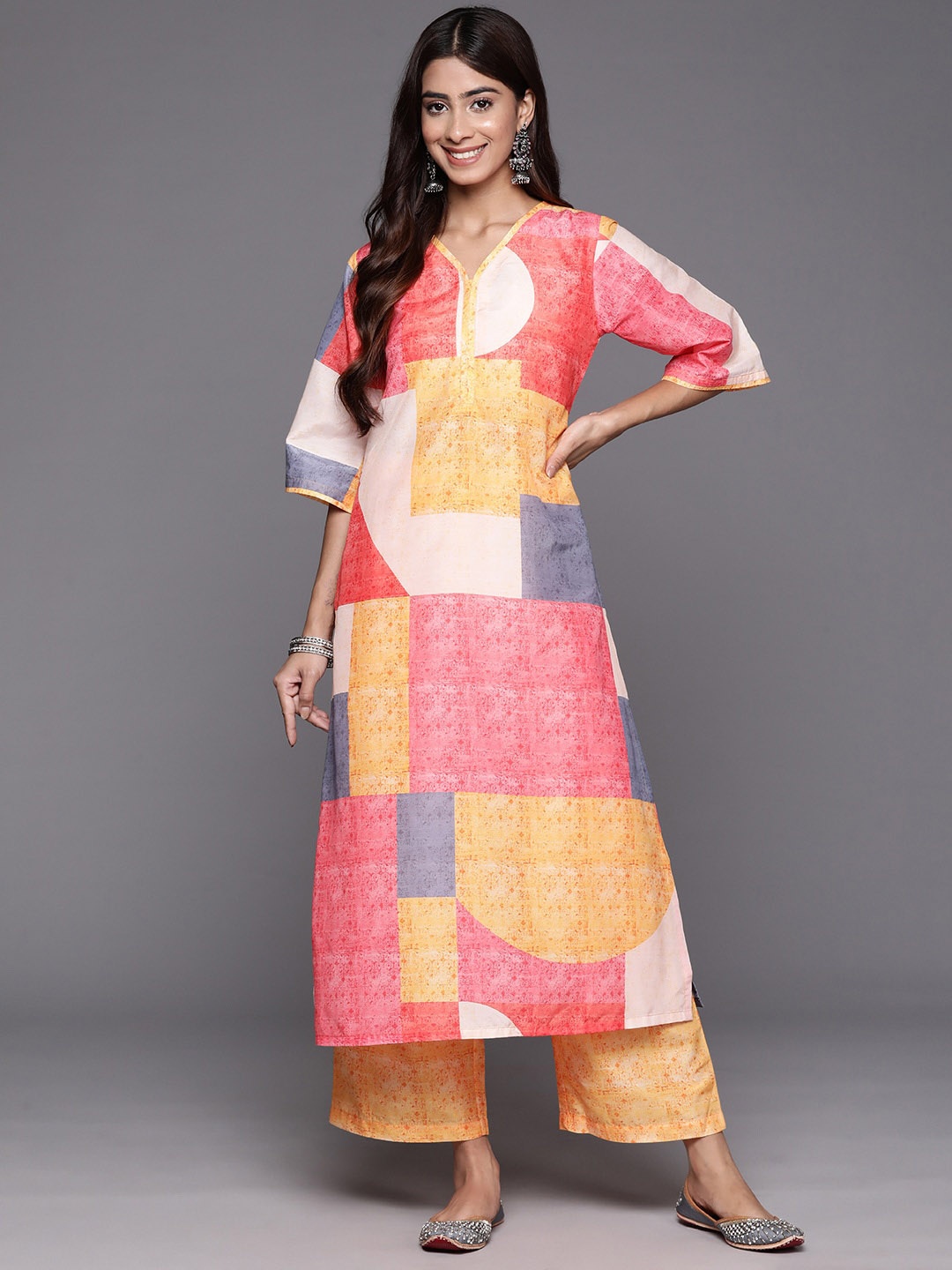 

KALINI Abstract Printed V-Neck Straight Kurta With Trousers, Pink