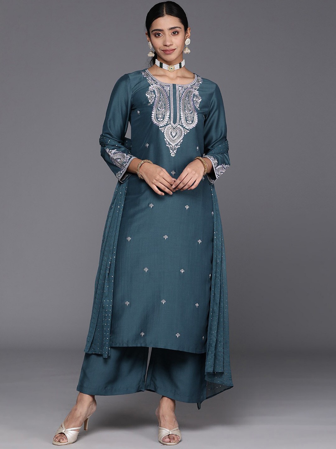 

KALINI Ethnic Motifs Embroidered Sequinned Straight Kurta With Trousers & Dupatta, Grey
