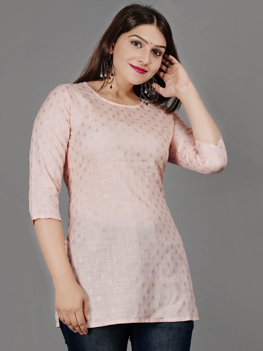 

AAYUMI Ethnic Motifs Woven Design Round Neck A-Line Kurta, Pink