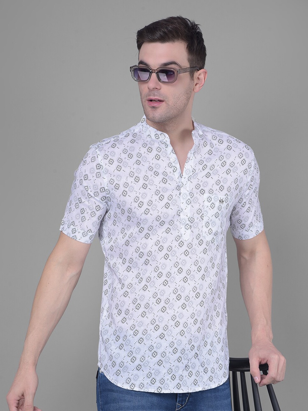 

Crimsoune Club Classic Slim Fit Floral Printed Machine Wash Casual Shirt, White