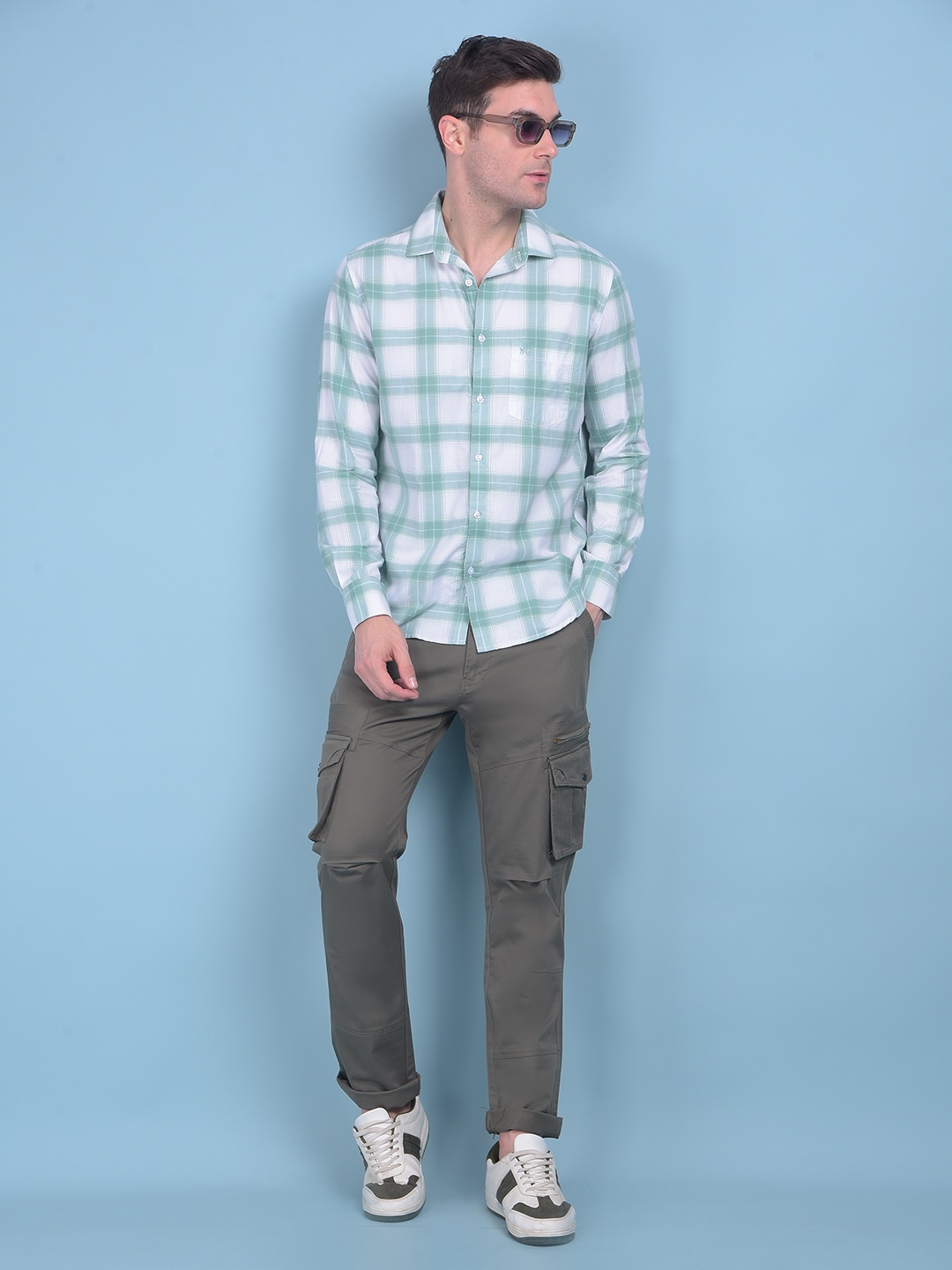 

Crimsoune Club Classic Slim Fit Tartan Checked Pure Cotton Casual Shirt, Green