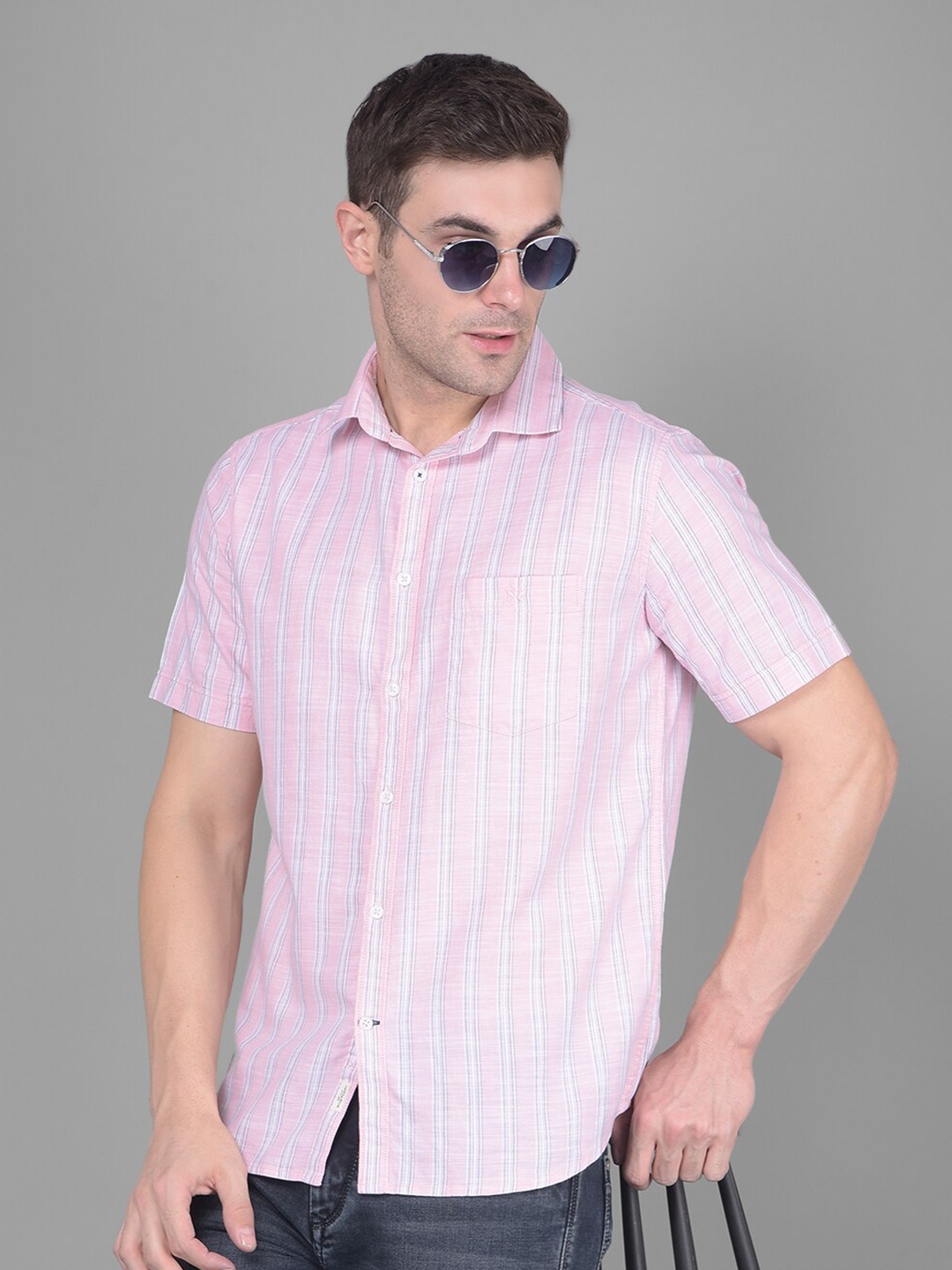 

Crimsoune Club Classic Slim Fit Vertical Striped Pure Cotton Casual Shirt, Pink