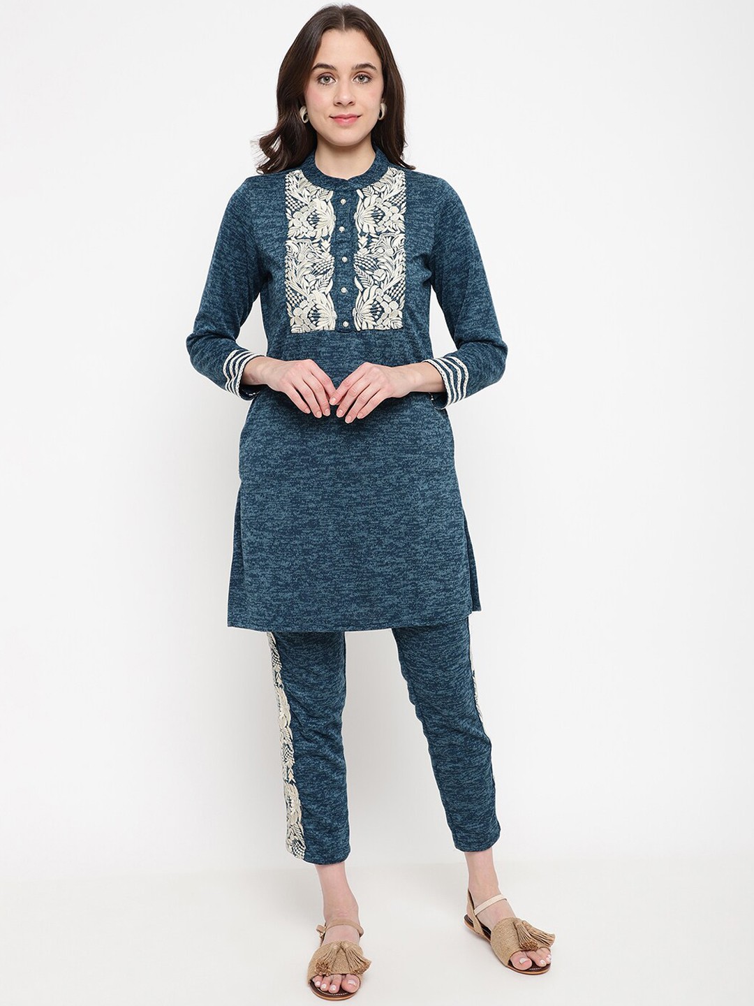 

Be Indi Ethnic Motifs Yoke Design Collared Winter Kurta Set with Trouser, Teal