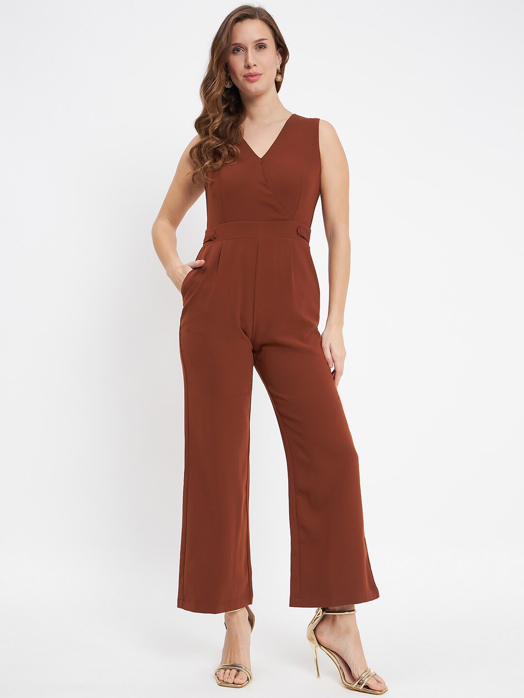 

CAMLA V-Neck Sleeveless Basic Jumpsuit, Brown