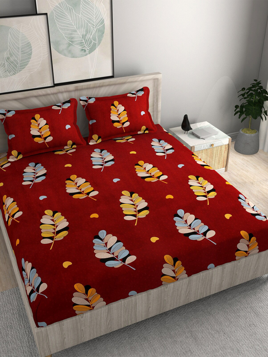

FINE TEX WORLD Maroon Floral 210 TC 130 GSM Queen Fitted Bedsheet with 2 Pillow Covers