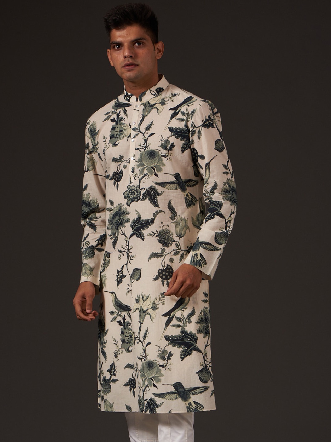 

Balance by Rohit Bal Floral Printed Pure Cotton Kurta With Pyjamas, Off white