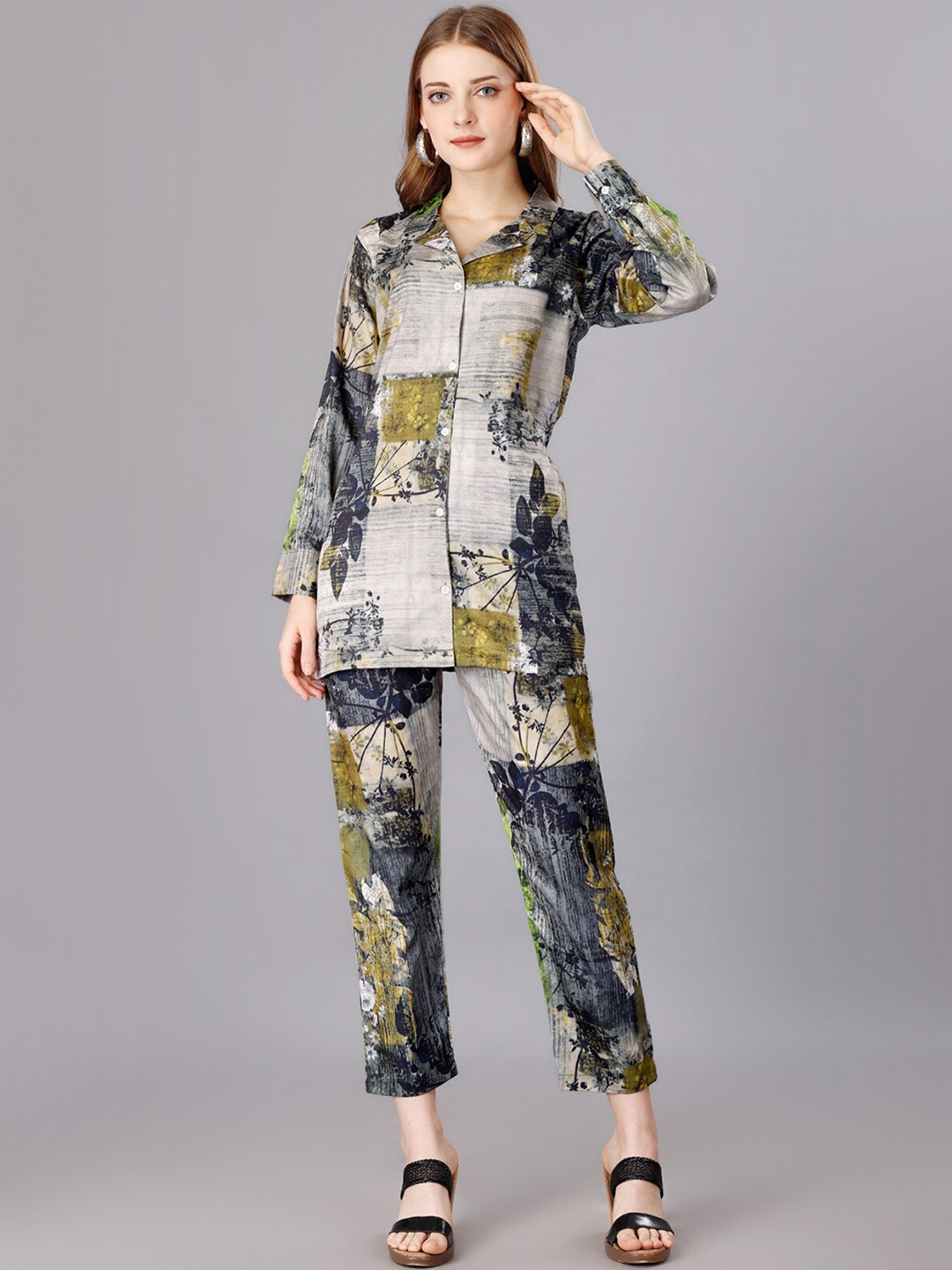 

WESTHOOD Printed Notched Lapel Collar Shirt With Trouser, Grey