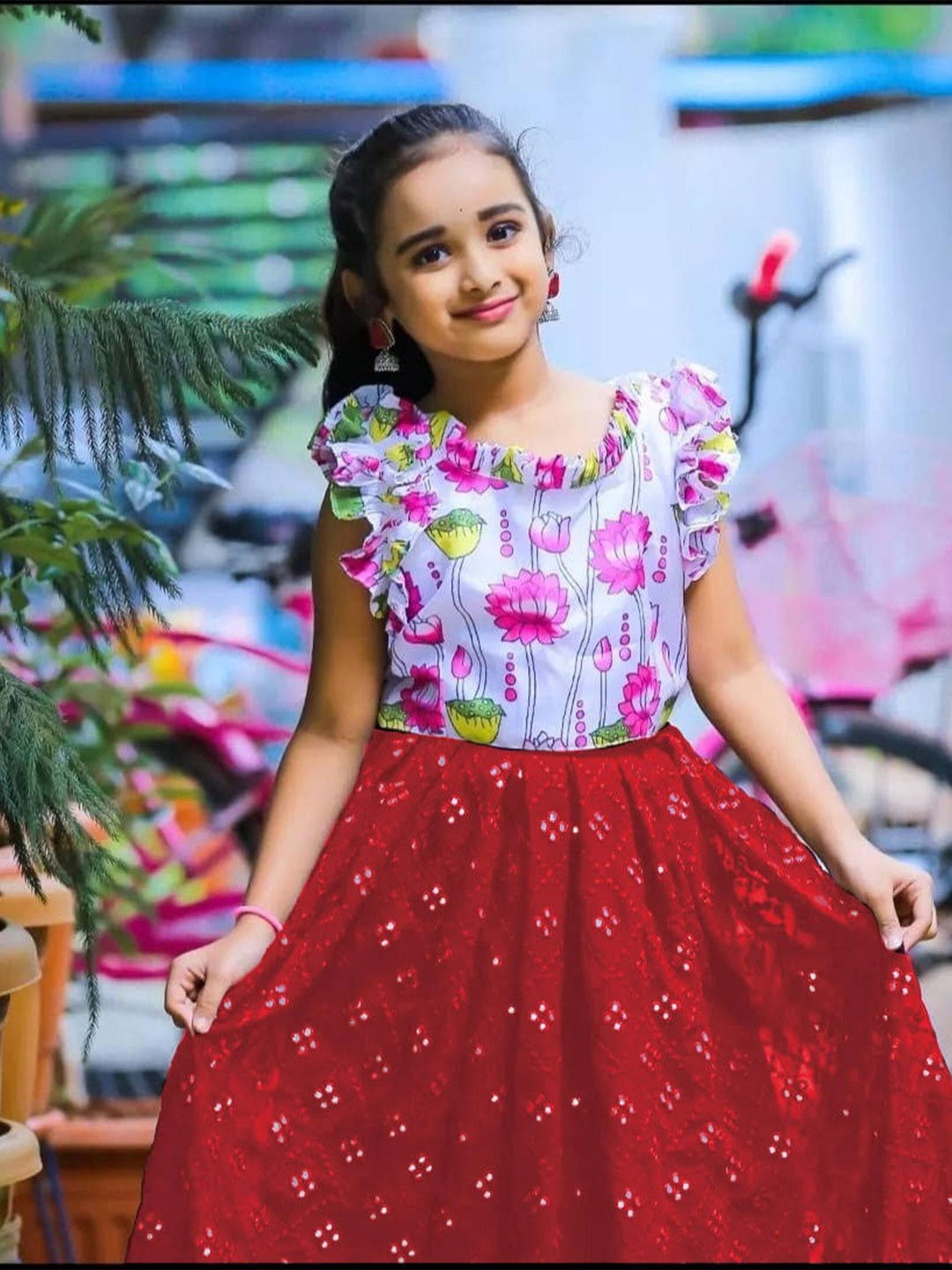 

BAESD Girls Floral Printed Flutter Sleeves Semi-Stitched Lehenga & Choli, Red