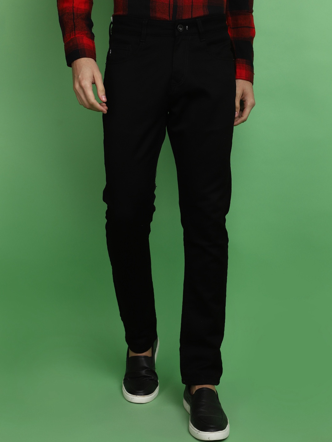 

V-Mart Men Slim Fit Mid-Rise Clean Look Cotton Jeans, Black