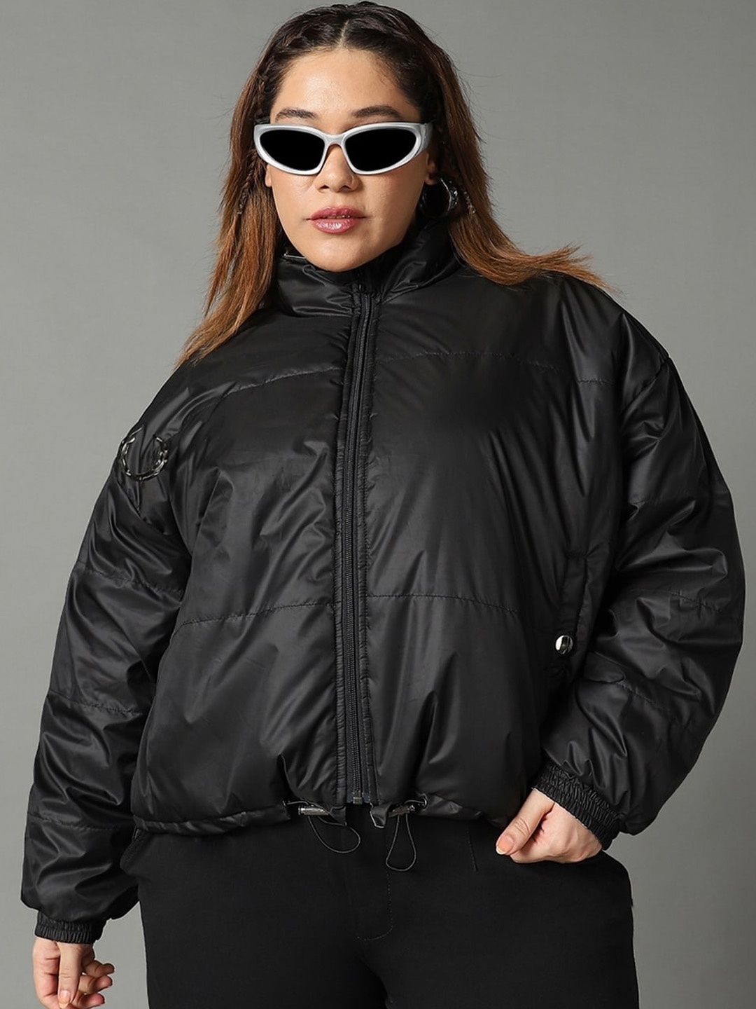 

Bewakoof Plus Stand Collar Oversized Puffer Jacket, Black