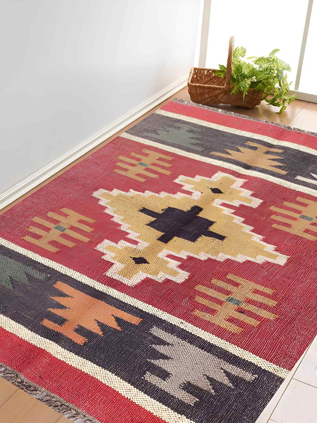 

Budhrajrugs Red & Grey Geometric Woven Rectangular Dhurrie