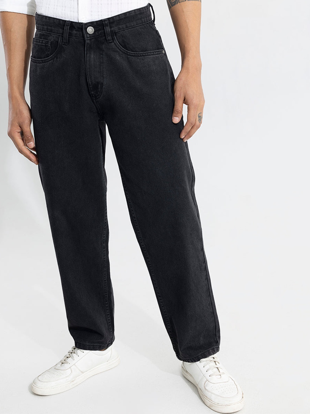 

Snitch Men Straight Fit Clean Look Stretchable Jeans, Black