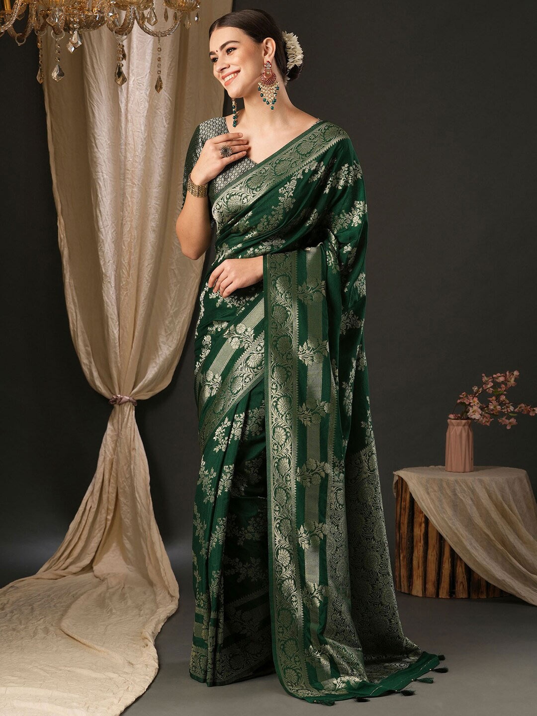 

Anouk Ethnic Motifs Pure Georgette Designer Kanjeevaram Saree, Green