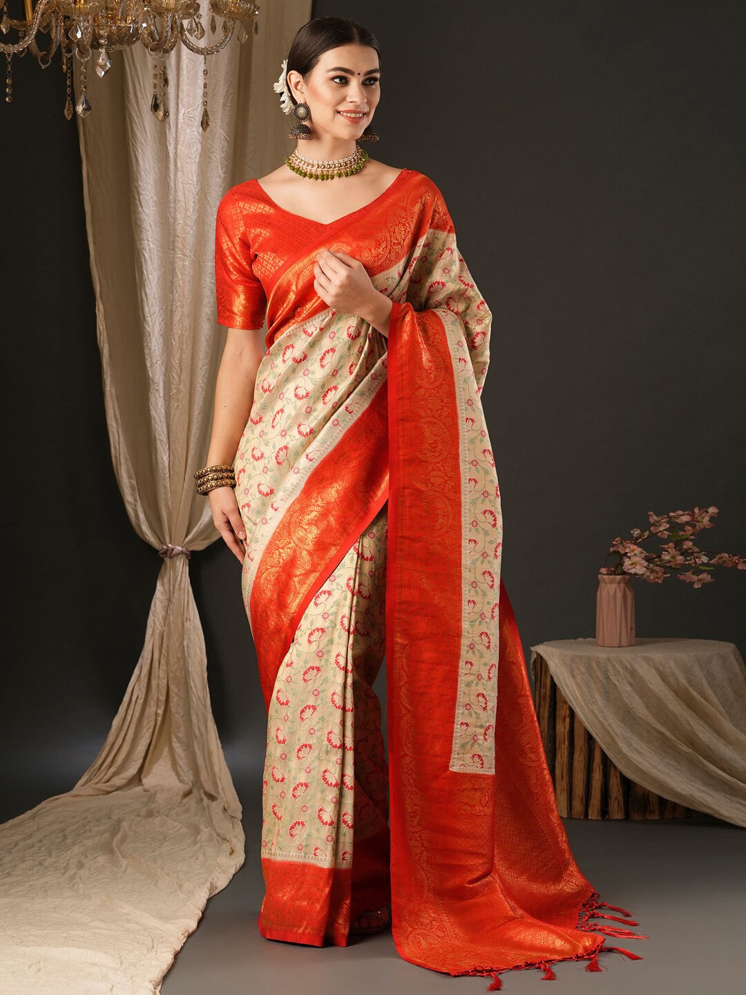 

Anouk Ethnic Motifs Woven Design Banarasi Saree, Cream