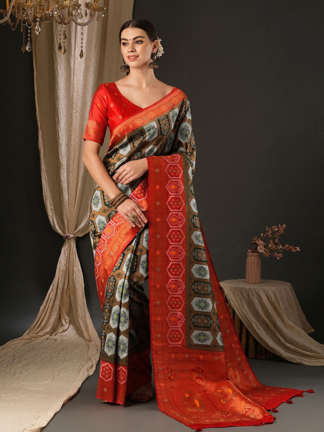 

Anouk Woven Design Banarasi Saree, Black