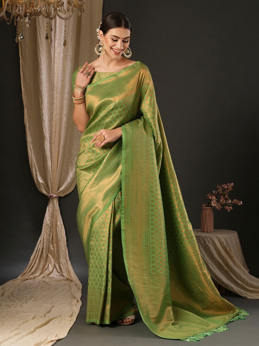 

Anouk Ethnic Motifs Woven Design Banarasi Saree, Green