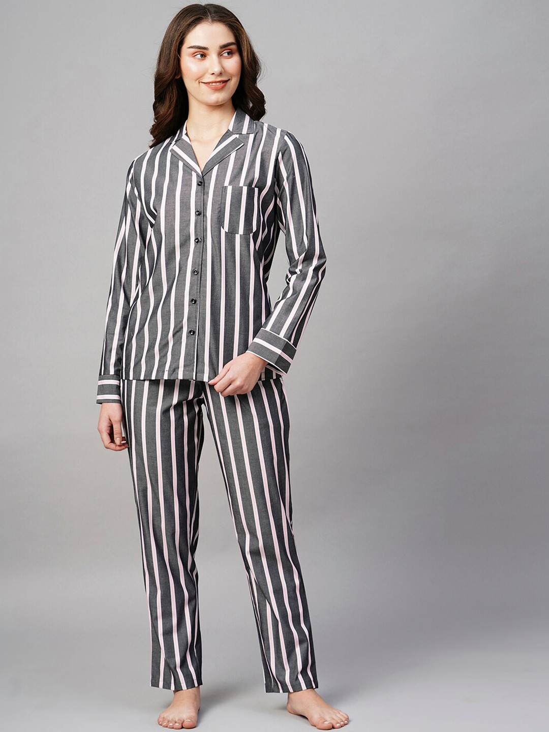 

DRAPE IN VOGUE Striped Night suit, Navy blue