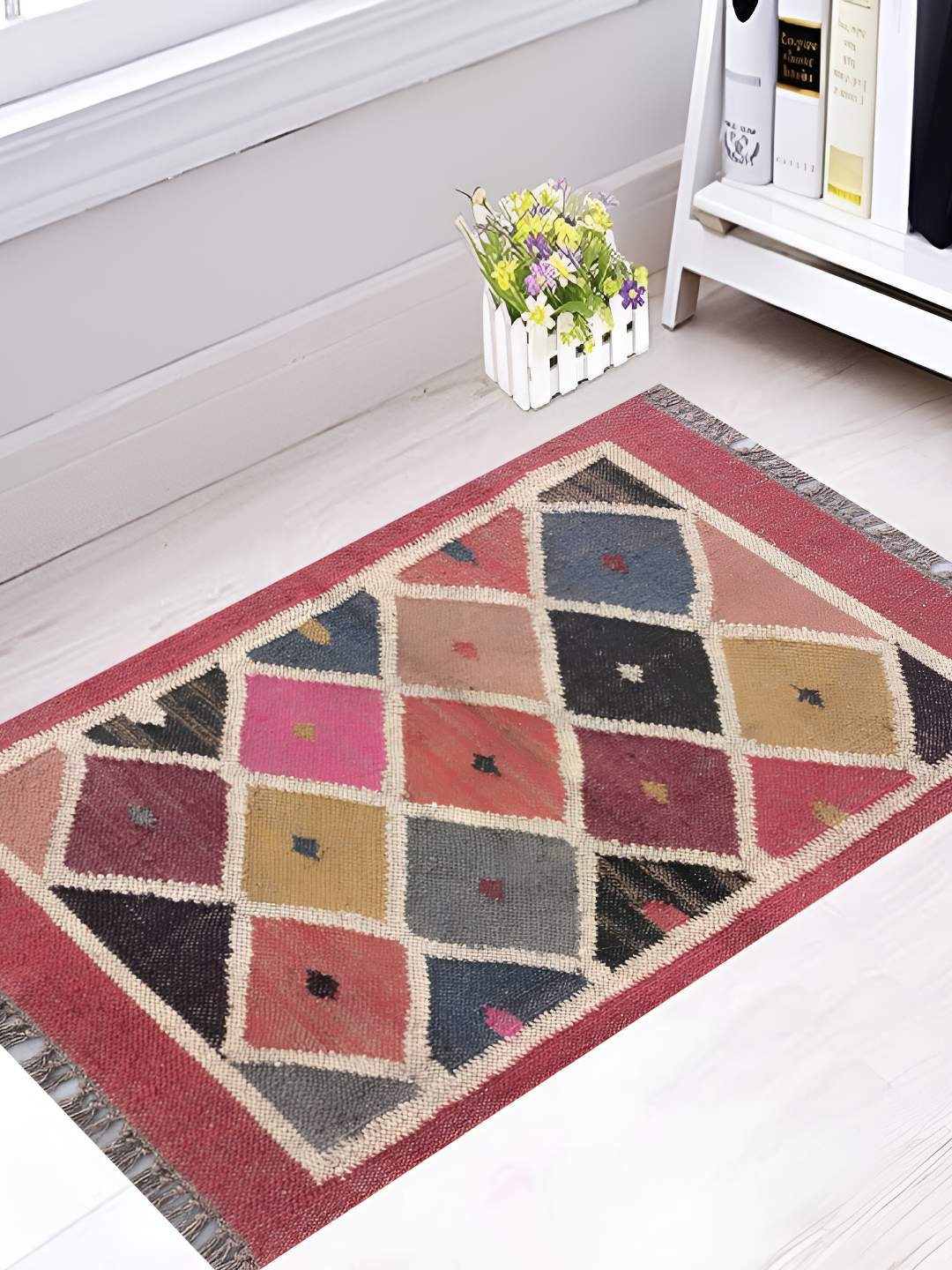 

Budhrajrugs Red & Grey Geometric Woven Rectangular Dhurrie