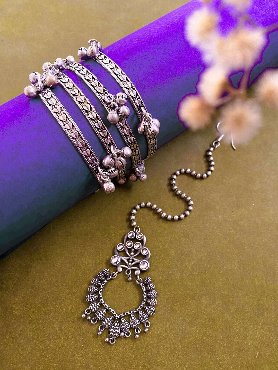 

ATIBELLE Silver-Plated Ghunghroo Studded & Beaded Jewellery Set