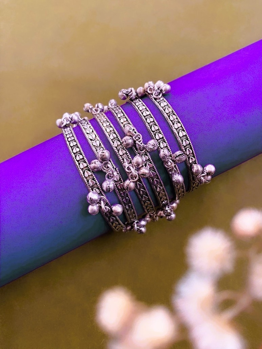 

ATIBELLE Set Of 6 Silver-Plated Stone Studded Bangles