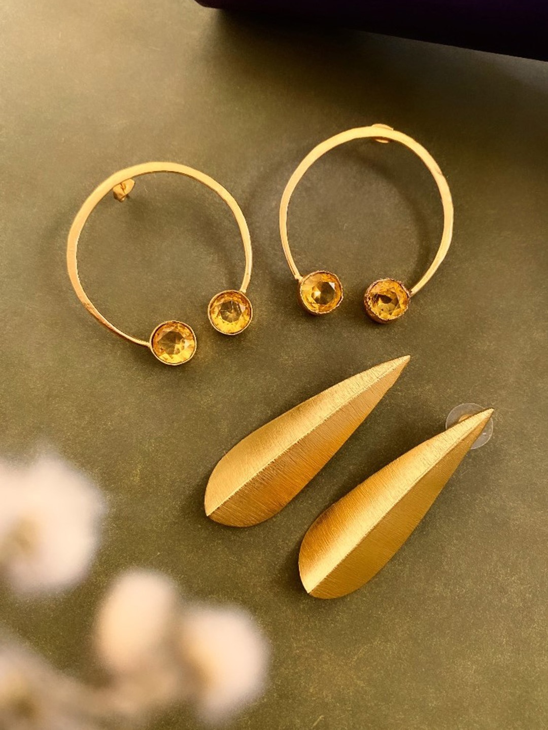 

ATIBELLE Set Of 2 Gold-Plated Stone-Studded Brass Drop Earrings