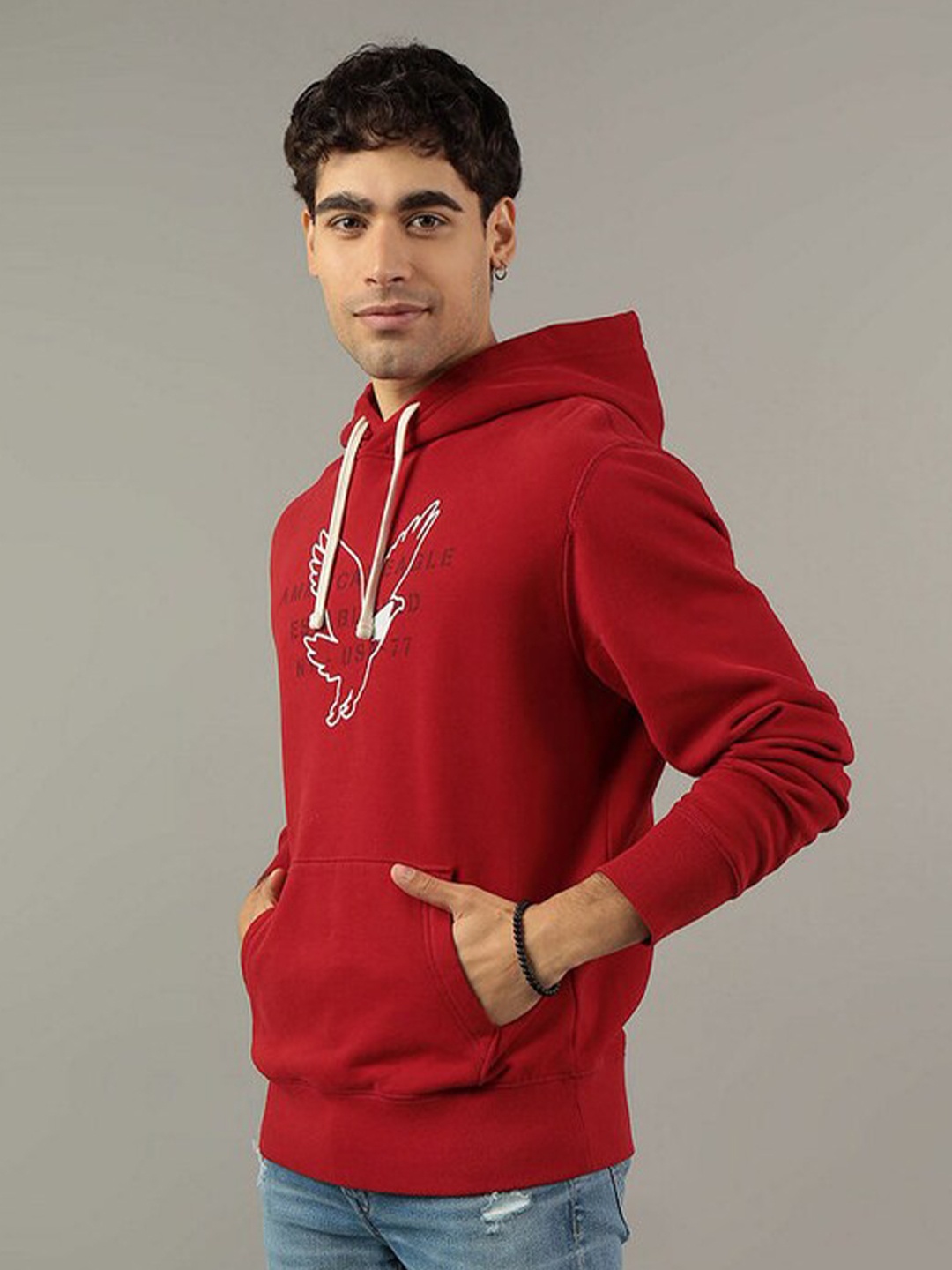 

AMERICAN EAGLE OUTFITTERS Graphic Printed Hooded Pullover Sweatshirt, Red