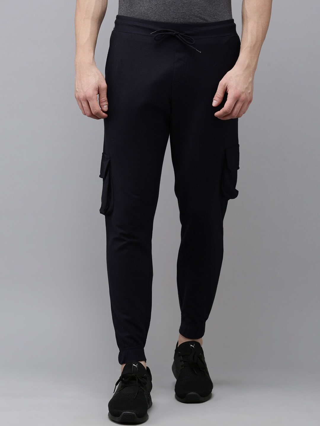 

MADSTO Men Mid Rise Cargo Joggers, Black