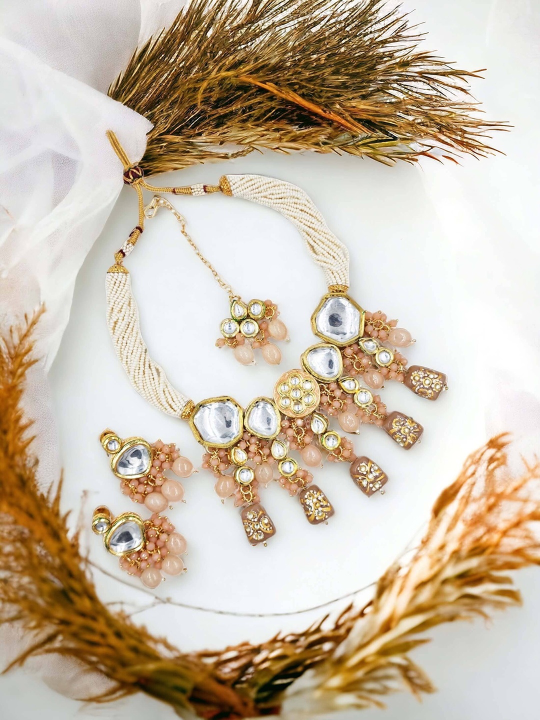 

Anouk Gold-Plated Kundan Studded & Beaded Layered Jewellery Set