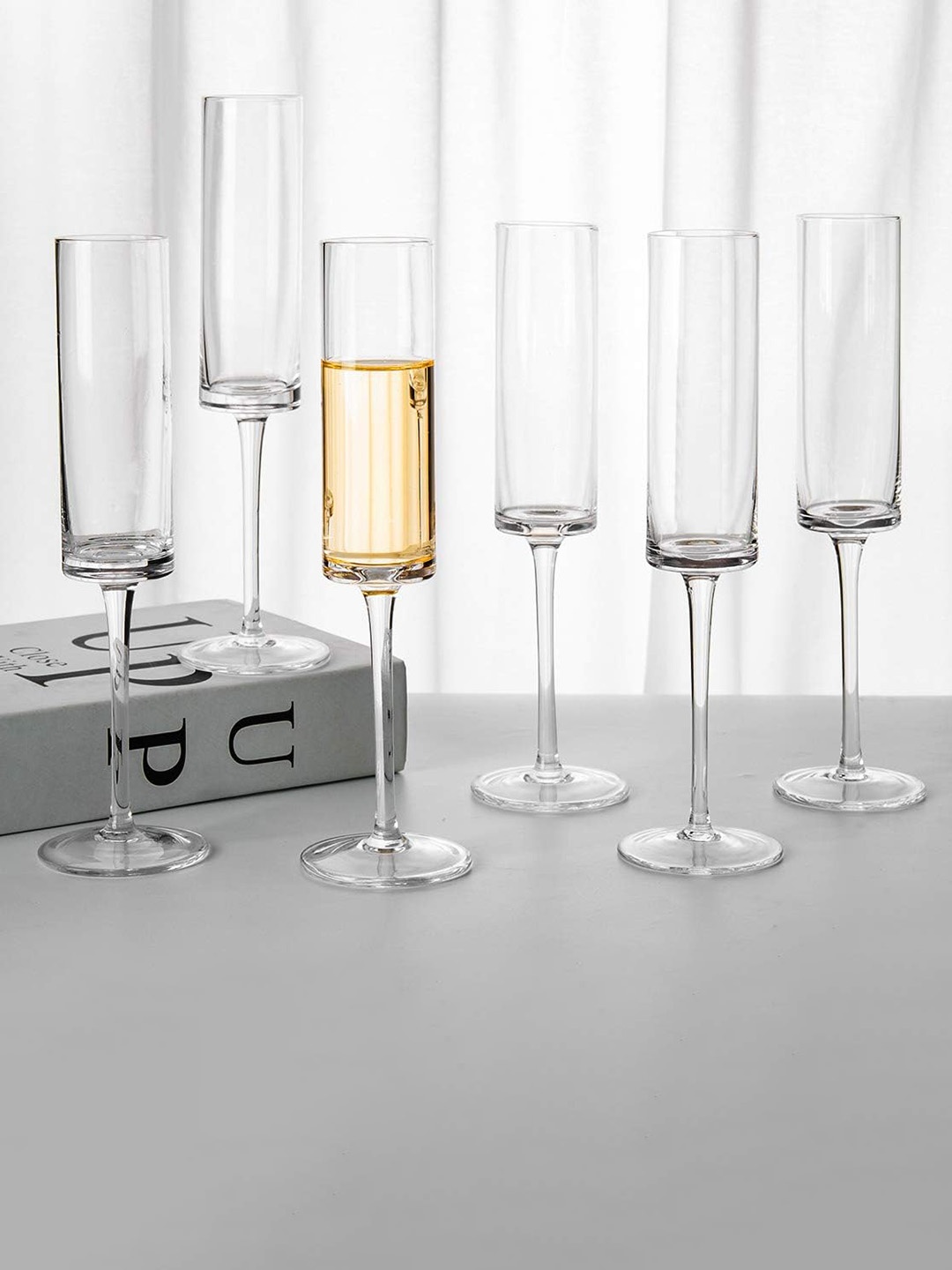 

1219 Avenue 2 Pcs Transparent Champagne Glasses 177 ML Each