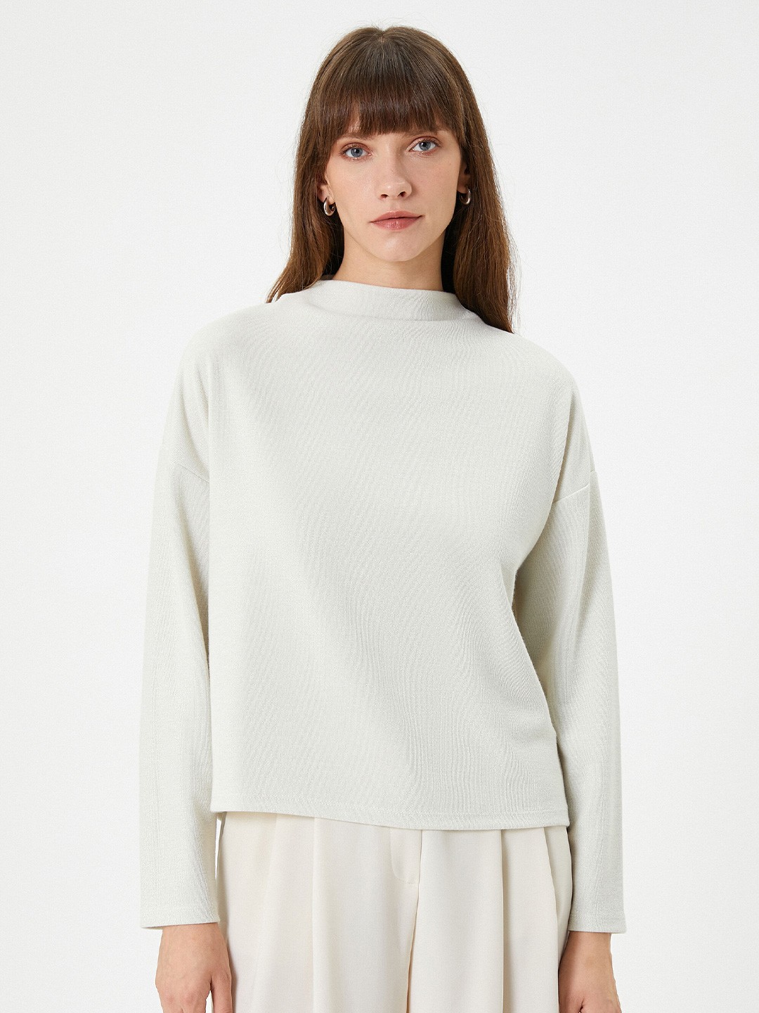 

Koton Round Neck Drop-Shoulder Sleeves Pullover Sweater, White