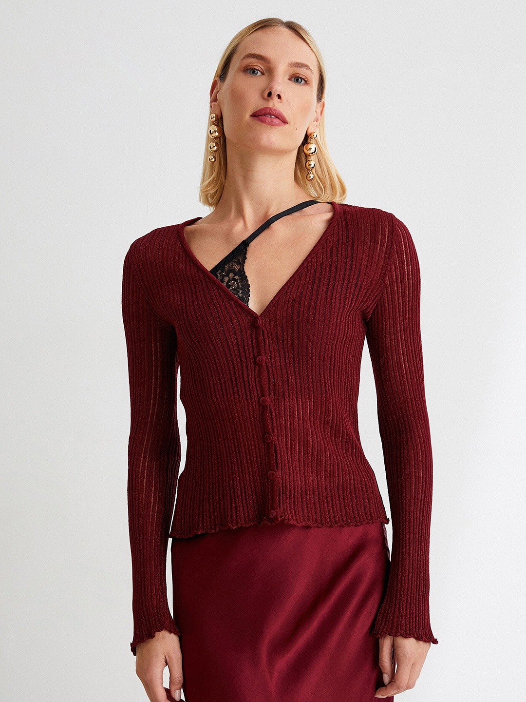 

Koton Ribbed Long Sleeves Cardigan, Maroon