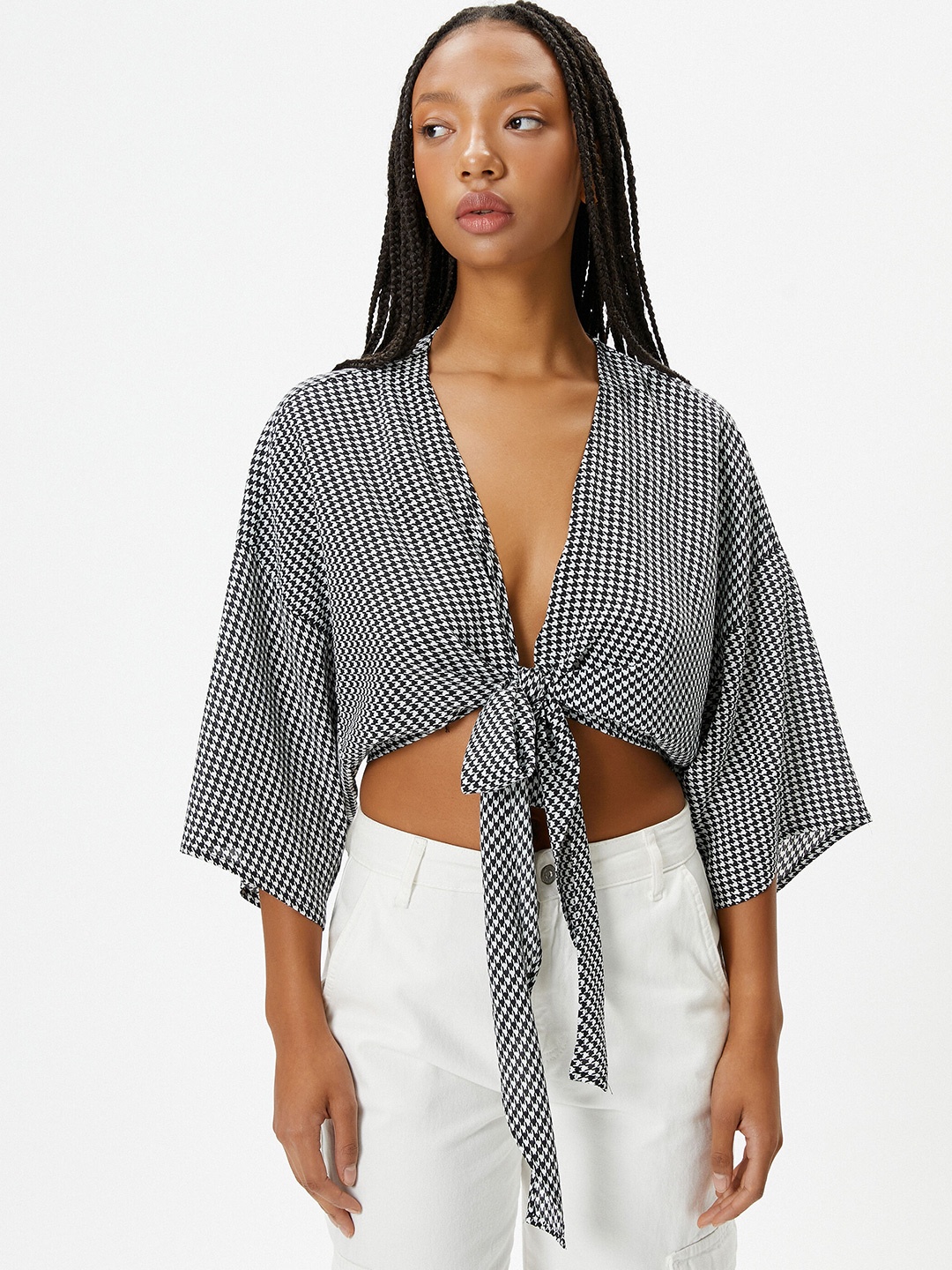 

Koton Printed Flared Sleeve Blouson Crop Top, Black