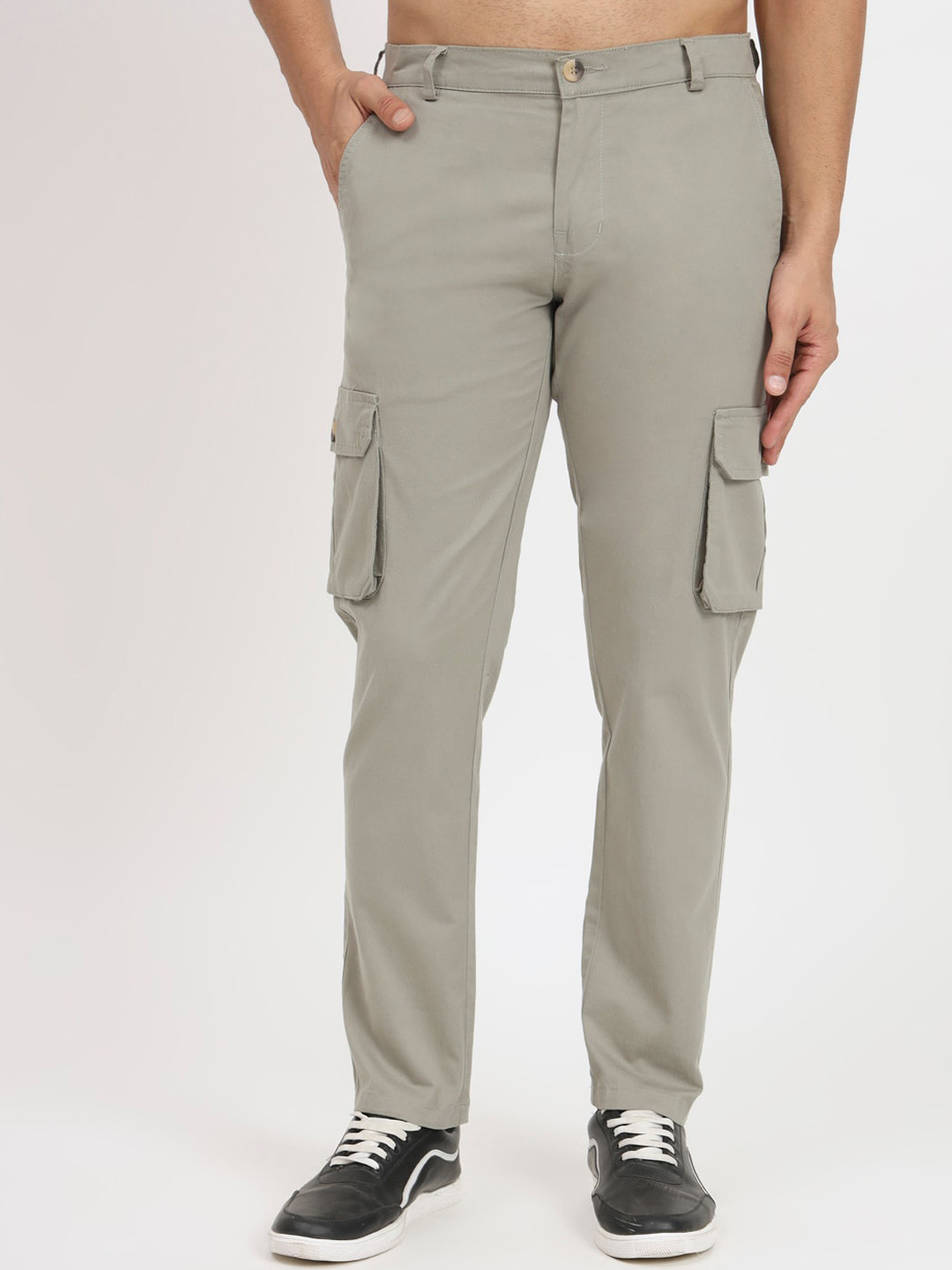 

RAGZO Men Green Loose Fit Button Trousers