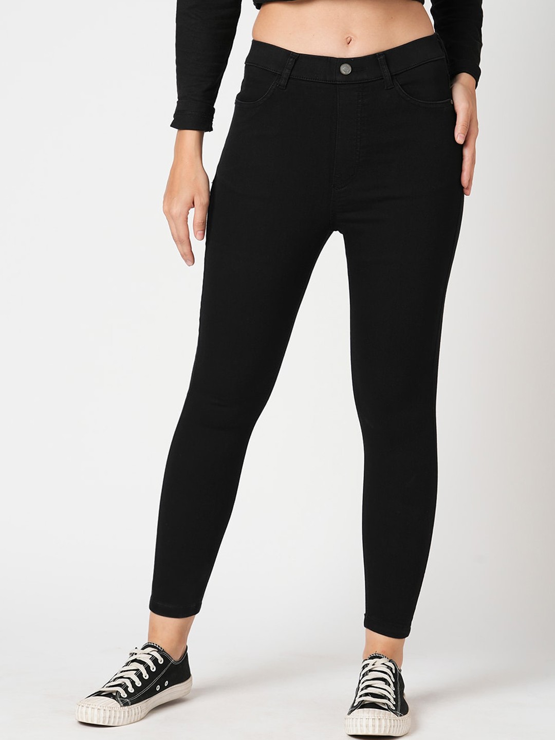 

Kraus Jeans Women Skinny Fit Clean Look High-Rise Stretchable Jeans, Black