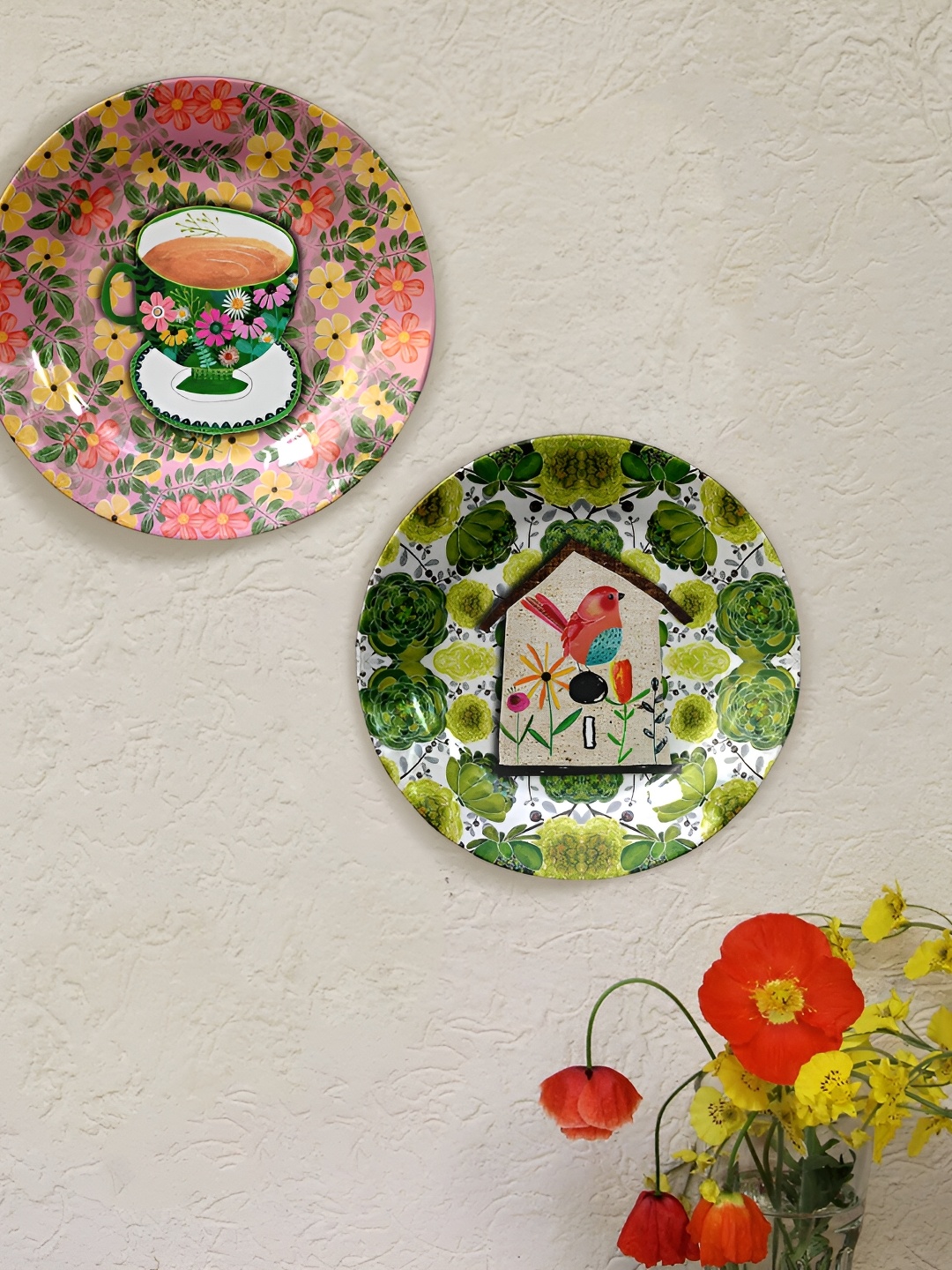 

JIKRAA Green & Pink 2 Pieces Floral Printed Ceramic Round Wall Plate
